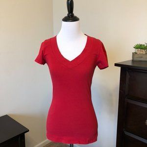 Red short sleeve V-neck